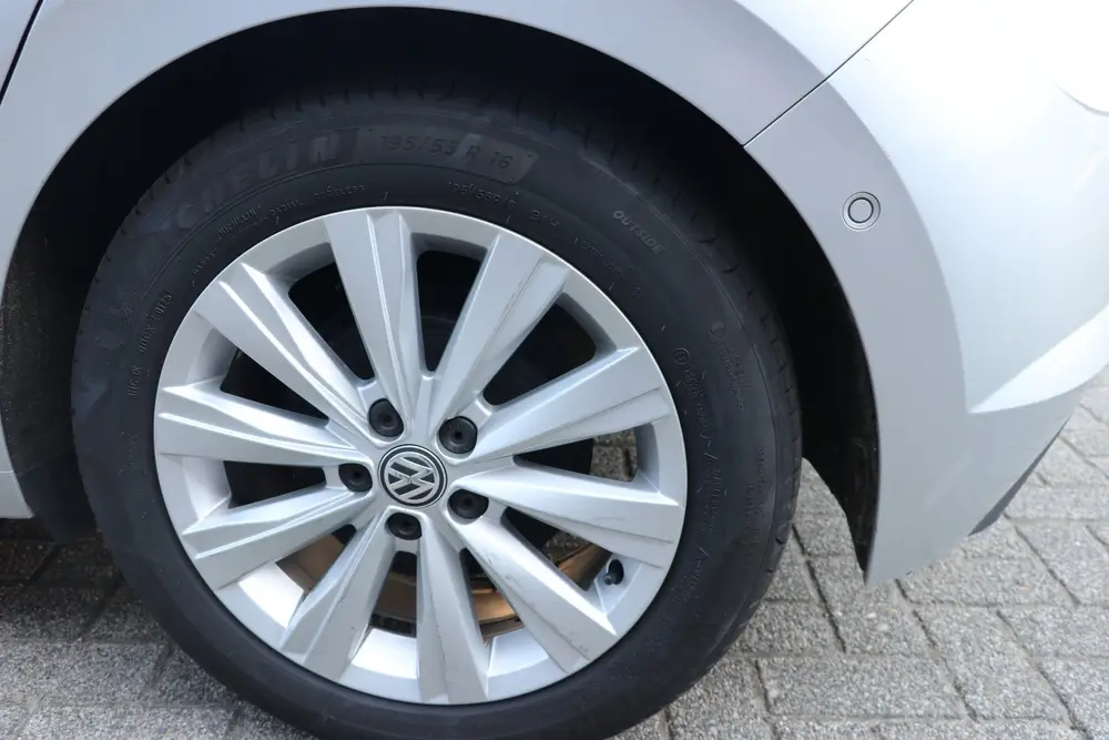 Volkswagen Polo 1.0 TSI Highline (bj 2019, automaat) uit 2019, foto 11