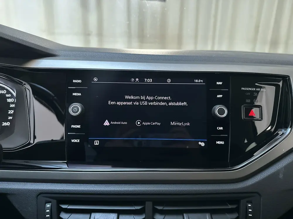 Volkswagen Polo 1.0 TSI Comfortline Parkeersensoren App-Conn uit 2021, foto 18