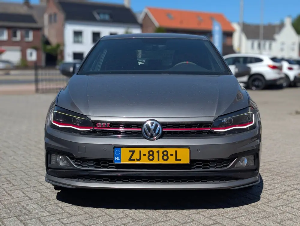 Volkswagen Polo 2.0 TSI GTI uit 2019, foto 2