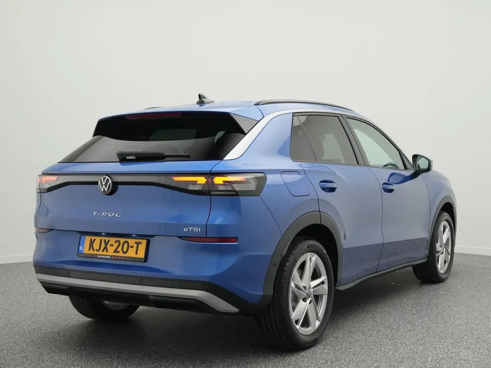 Volkswagen T-Roc 1.5 116 PK eTsi Life First Edition | Trekha uit 2026, foto 2