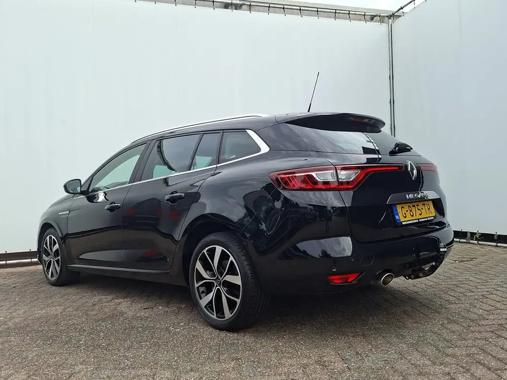 Renault Mégane Estate 1.3 TCe Bose FullNAvi Camera Trekhaak uit 2019, foto 2