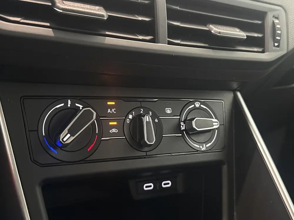 Volkswagen Polo 1.0 TSI Life | Airco | |All season banden | uit 2022, foto 13