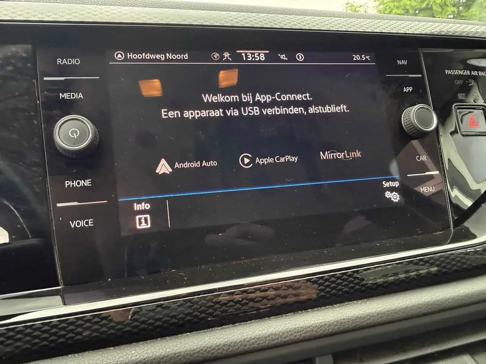 Volkswagen Polo 1.0 MPI Active | Camera | Trekhaak | CarPlay uit 2023, foto 15