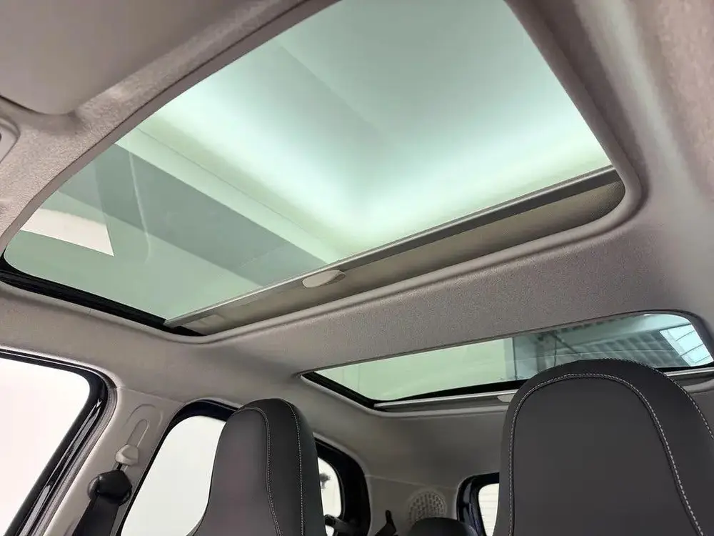 Smart Forfour EQ Comfort PLUS 18 kWh SOH 96%, Pano dak, Leer uit 2021, foto 13