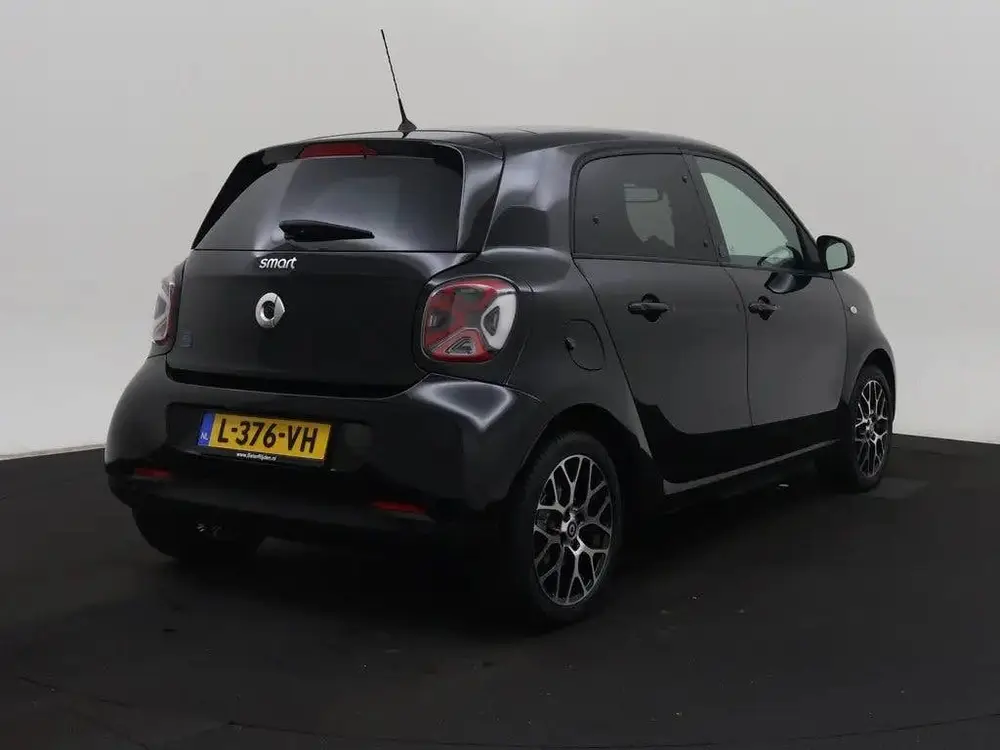 Smart Forfour EQ Comfort PLUS 18 kWh SOH 96%, Pano dak, Leer uit 2021, foto 6