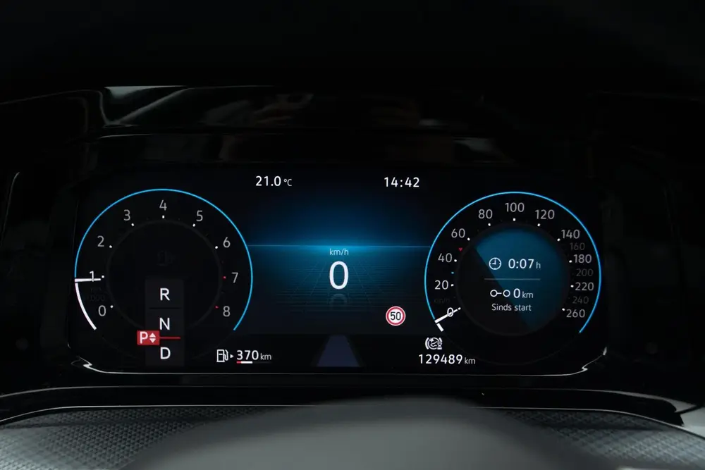 Volkswagen Golf 1.0 eTSI Life|Sfeerverlichting|stuurverwarmd uit 2021, foto 5