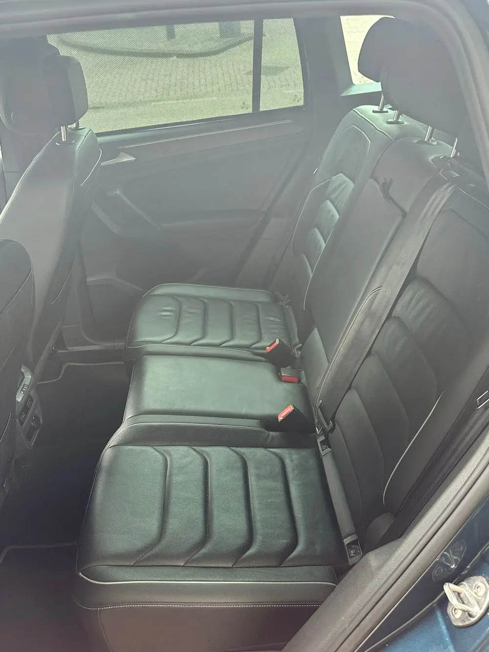 Volkswagen Tiguan VW Tiguan 2.0 TSI 190pk 4 DSG Nightshade Blue Metallic uit 2021, foto 17