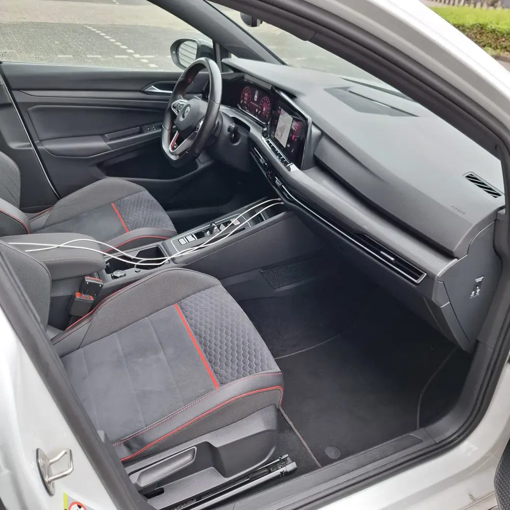 Volkswagen Golf 2.0 TSI OPF 221KW Dsg7 2022 Wit uit 2022, foto 16
