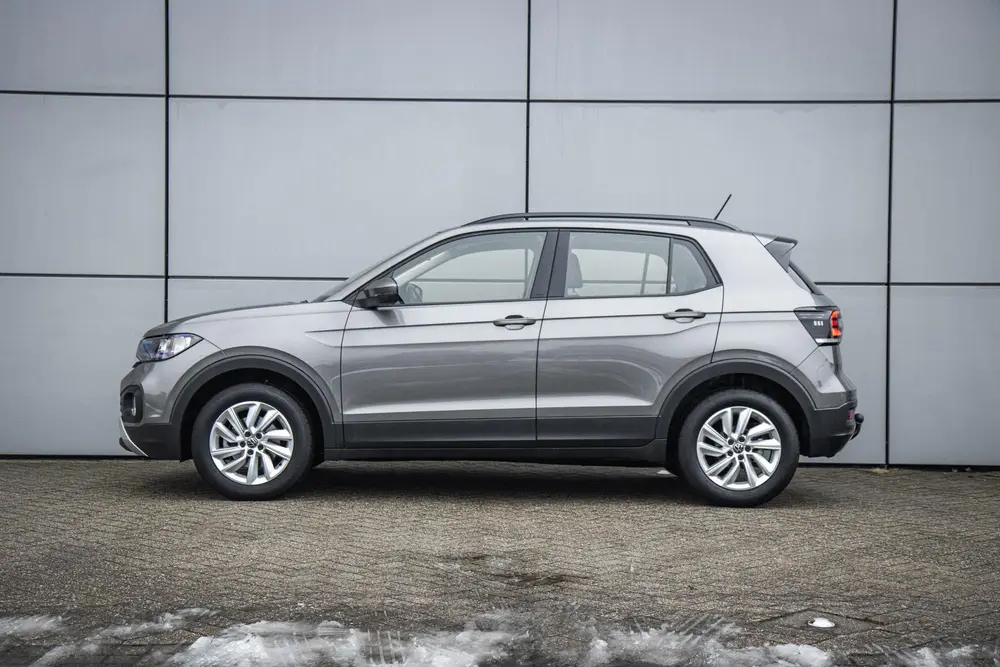 Volkswagen T-Cross 1.0 TSI 110pk DSG Style | Trekhaak | Voor uit 2021, foto 14