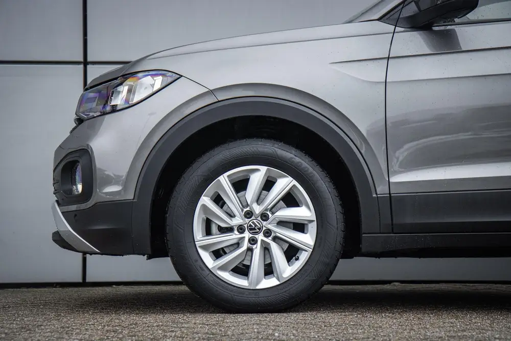 Volkswagen T-Cross 1.0 TSI 110pk DSG Style | Trekhaak | Voor uit 2021, foto 15