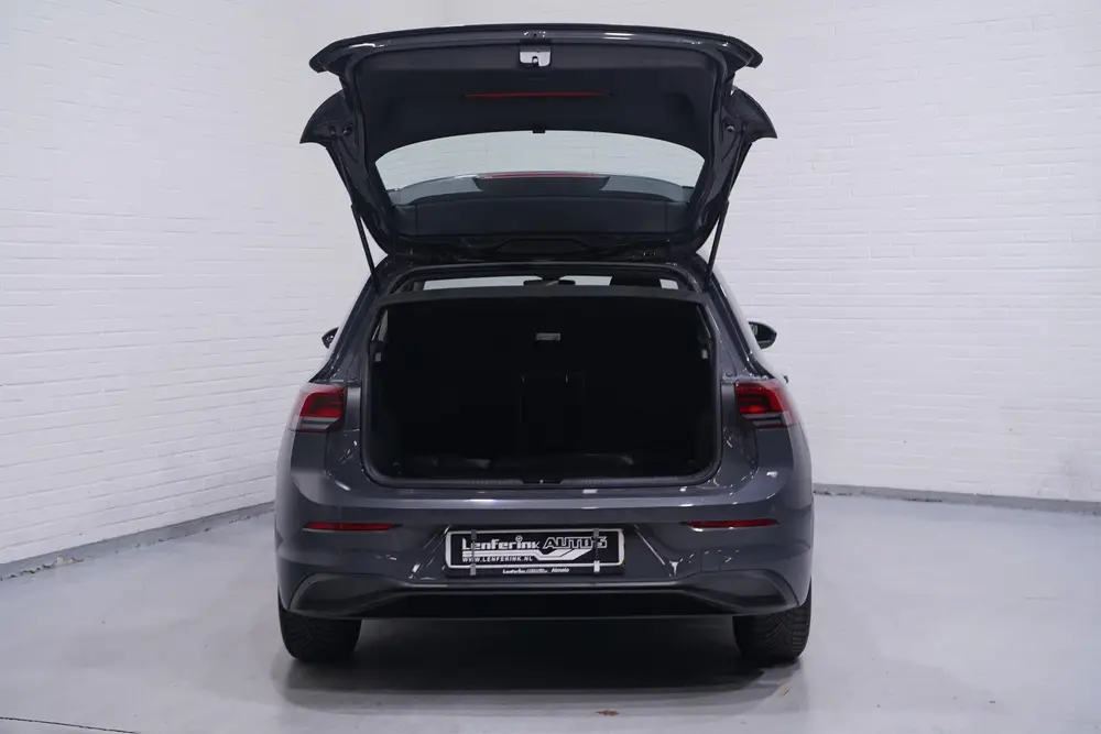 Volkswagen Golf 1.0 eTSI Life Business Apple Carplay Camera uit 2020, foto 15