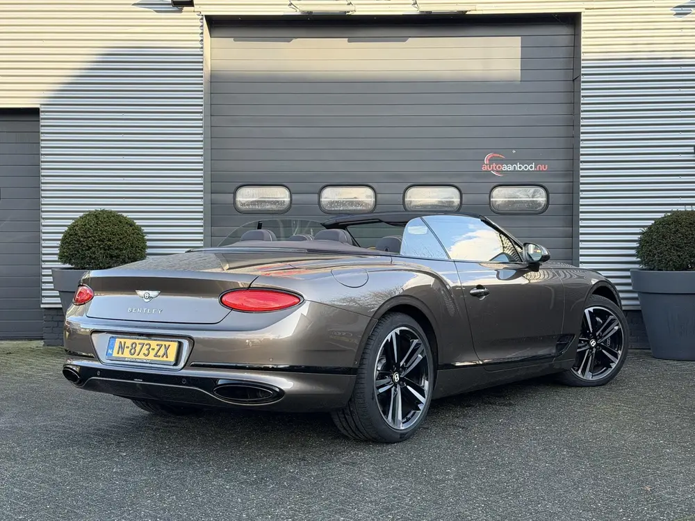 Bentley Continental 6.0 W12 New Bentley Service | 360* C uit 2019, foto 2
