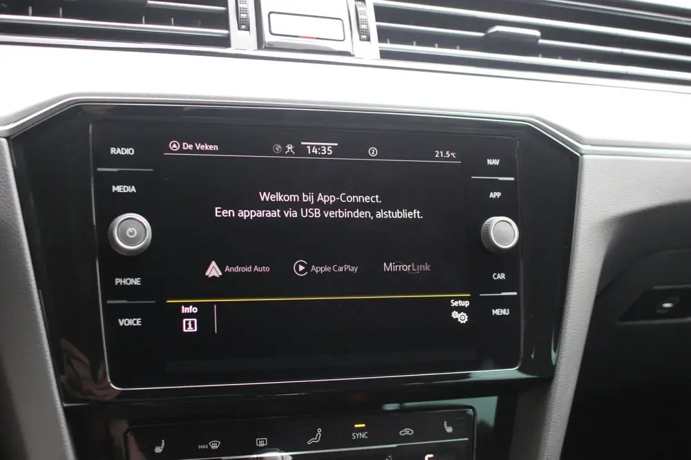 Volkswagen Passat Variant 1.4 TSI GTE Business | Trekhaak | uit 2022, foto 16