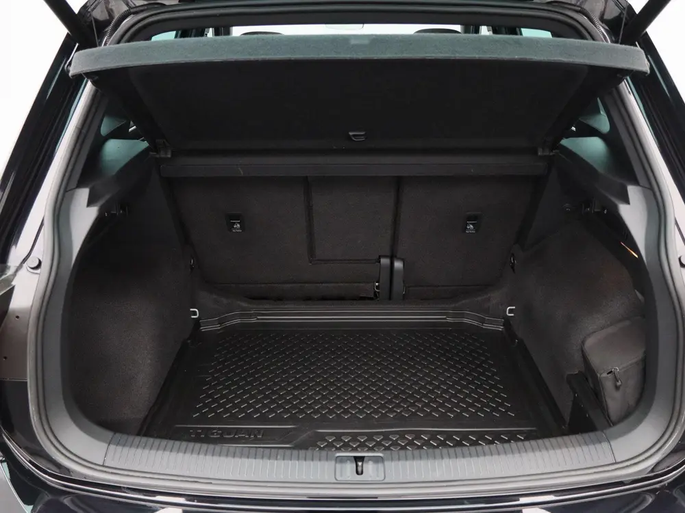 Volkswagen Tiguan 1.5 TSi 150 Pk Automaat R-Line | Stoelverw uit 2020, foto 16