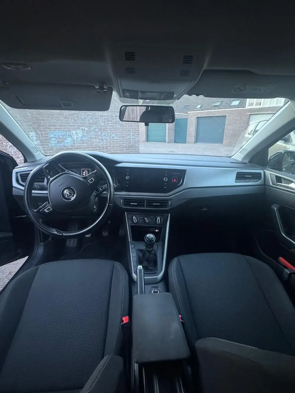 Volkswagen Polo 1.0 TSI 95pk 2019 Zwart uit 2019, foto 13