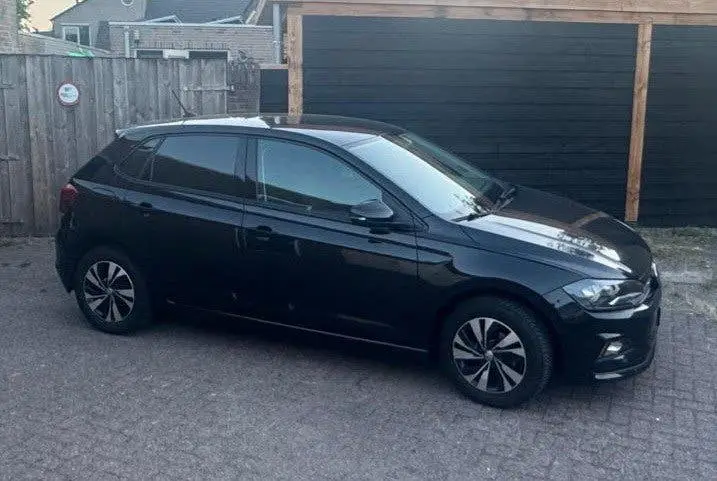 Volkswagen Polo 1.0 TSI 95pk 2019 Zwart uit 2019, foto 2
