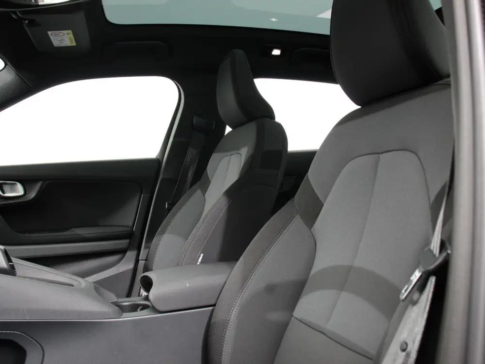 Polestar 2 Long Range Dual Motor 408pk Launch Edition 78kWh uit 2020, foto 12