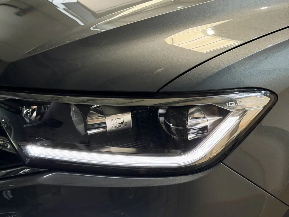Volkswagen T-Roc 1.5 TSI R-Line Business+ |Massage|IQ.Light| uit 2022, foto 13