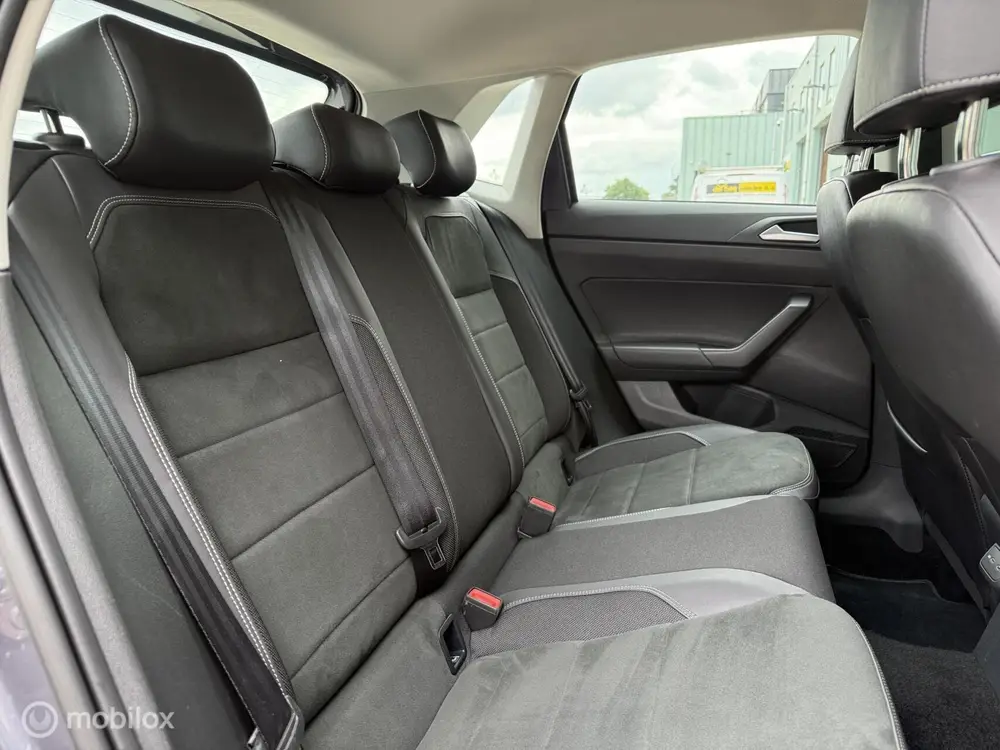 Volkswagen Polo 1.0 TSI / Luxe / Navi / Camera / Carplay uit 2024, foto 9