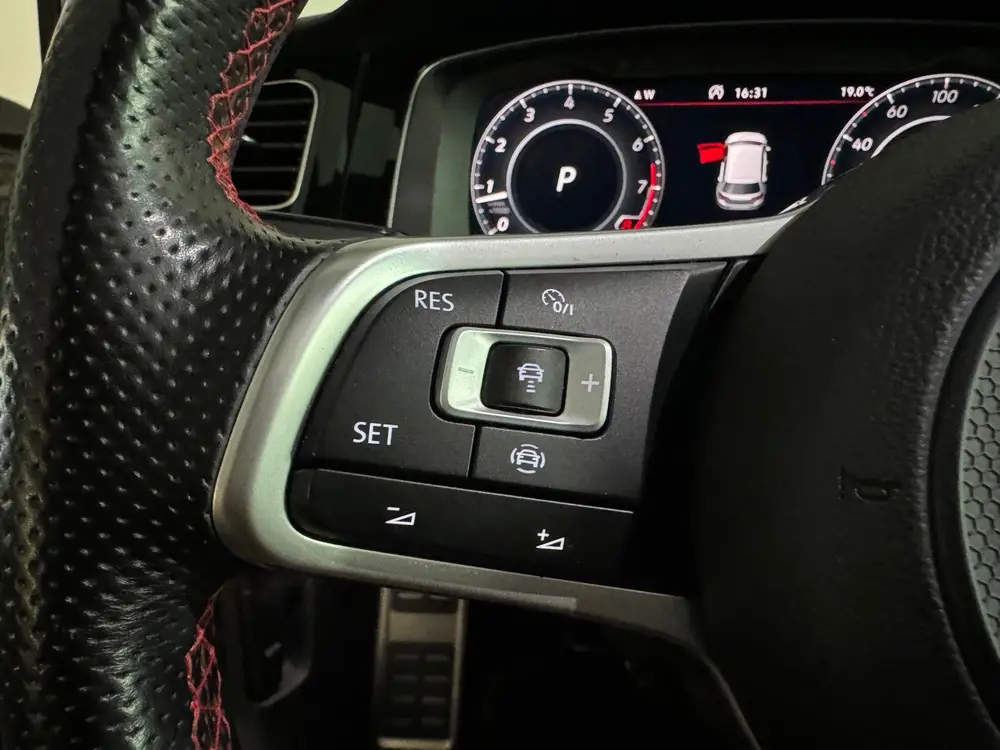 Volkswagen GOLF 2.0 TSI GTI TCR Pano|ACC|BlindSpot|Camera|La uit 2019, foto 12