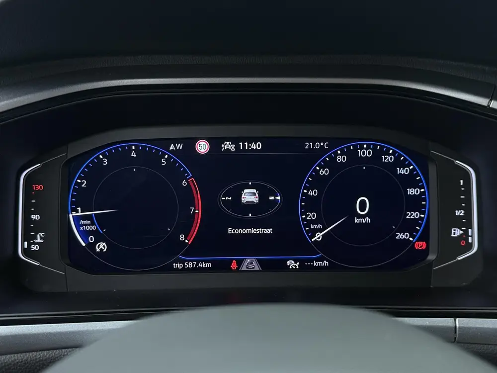Volkswagen T-Roc 1.0 TSI Life | 110 PK | Adaptive Cruise Con uit 2022, foto 10