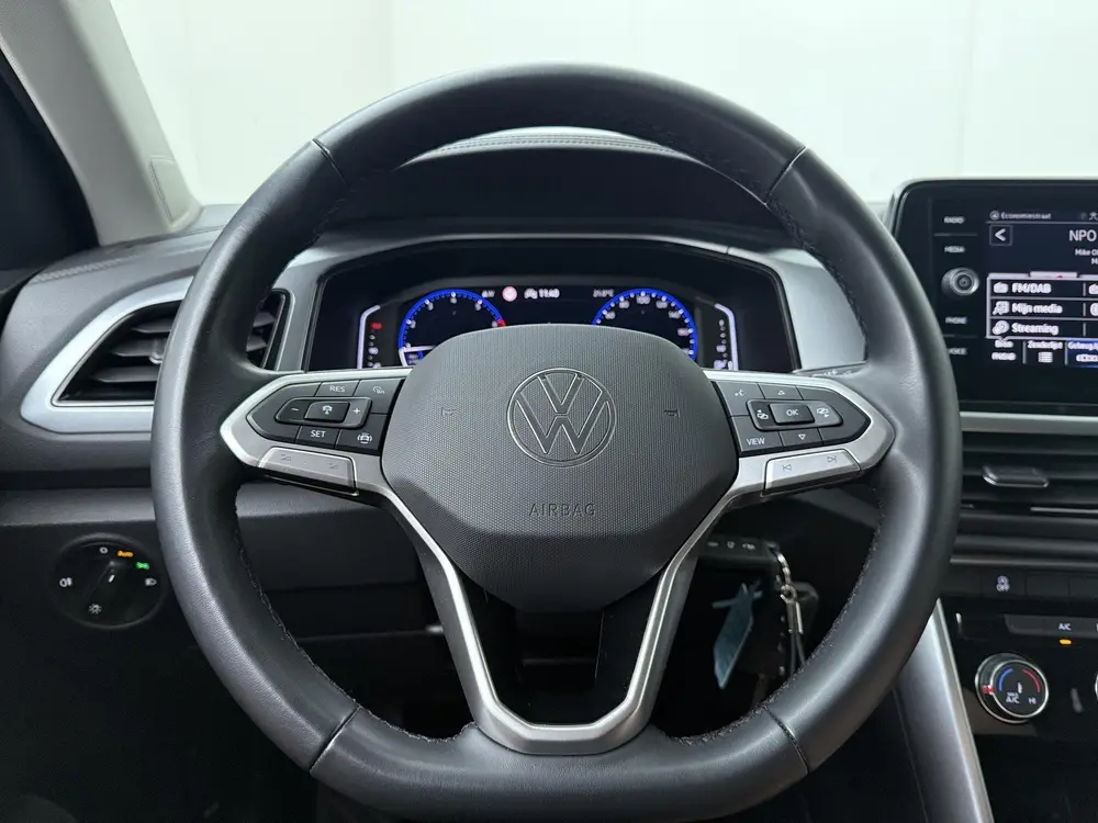 Volkswagen T-Roc 1.0 TSI Life | 110 PK | Adaptive Cruise Con uit 2022, foto 8