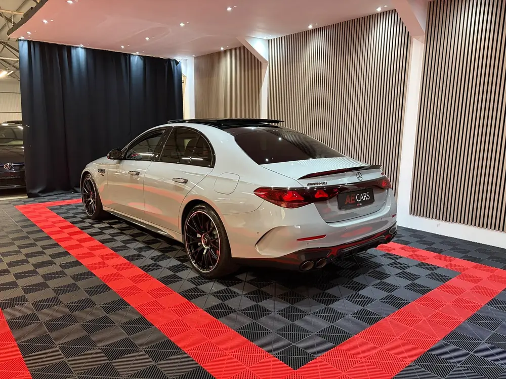 Mercedes-Benz E-klasse AMG 53 4MATIC+ Edition 1 Carbon//// uit 2025, foto 12