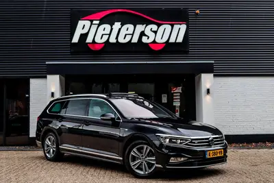 Volkswagen Passat Variant 2.0 TSI 3x R-Line NAP PANO VIRTUAL uit 2021
