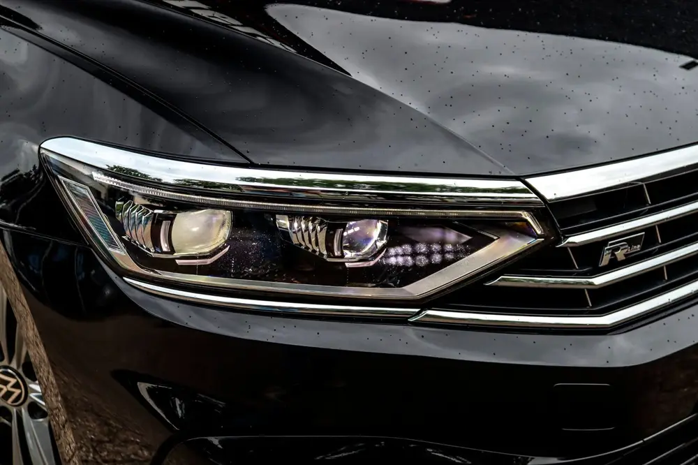 Volkswagen Passat Variant 2.0 TSI 3x R-Line NAP PANO VIRTUAL uit 2021, foto 5