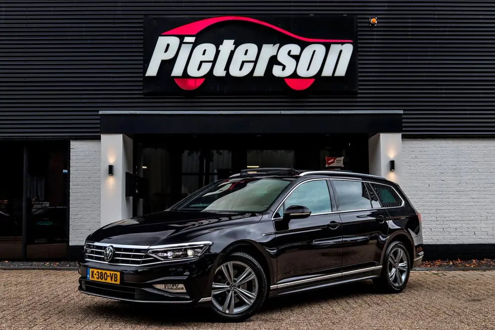 Volkswagen Passat Variant 2.0 TSI 3x R-Line NAP PANO VIRTUAL uit 2021, foto 6