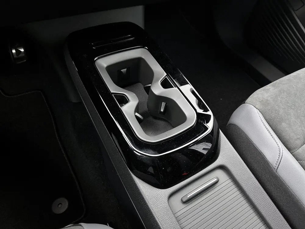 Volkswagen ID.4 Pro Limited Edition 77 kWh 286 PK | Trekhaak uit 2026, foto 11