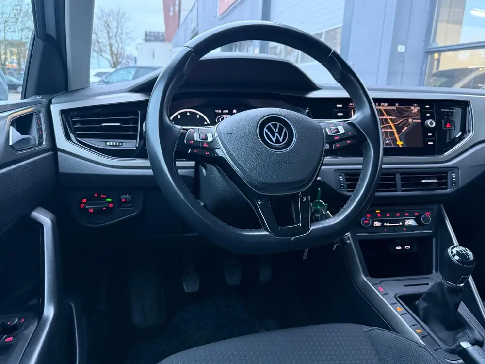 Volkswagen Polo 1.0 TSI Business, CAMERA, NAP, PDC uit 2021, foto 4