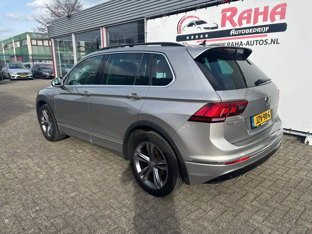 Volkswagen TIGUAN 1.5 TSI ACT Highline Business R uit 2020, foto 7