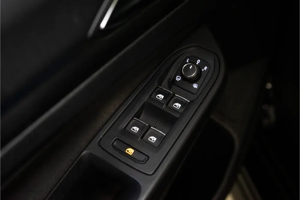 Volkswagen Golf 2.0 TSI GTI 245PK | LED | Stoelverw. | Sfeer uit 2021, foto 17