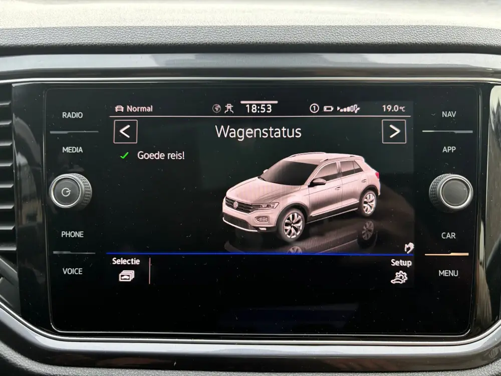Volkswagen T-Roc 1.5 TSI R-LINE DSG 150 PK uit 2021, foto 19