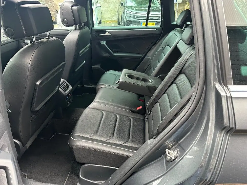 Volkswagen Tiguan VERKOCHT! Volkswagen Tiguan 1.5 TSI 2019 3X R-LINE PANO uit 2019, foto 17