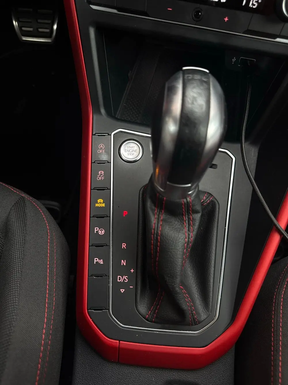 Volkswagen Polo 2.0 TSI GTI 200pk 6-DSG 2019 Wit uit 2019, foto 13