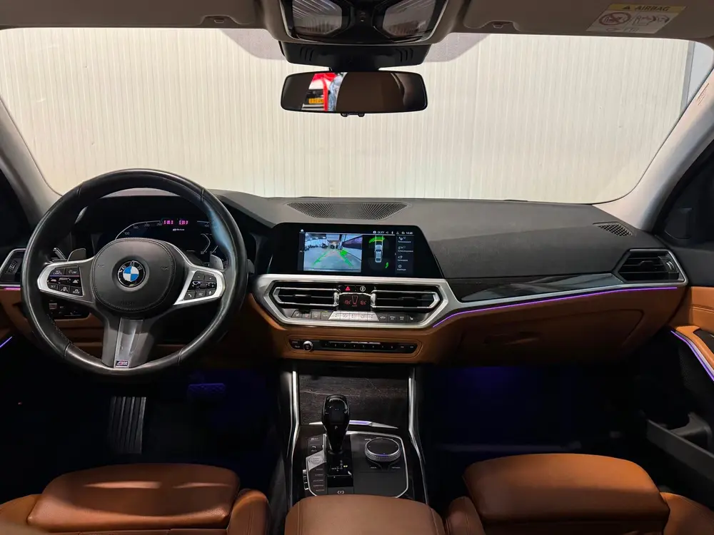 BMW 3-Serie 330e High Executive | M-SPORT | SCHUIF/KANTEL | uit 2019, foto 3