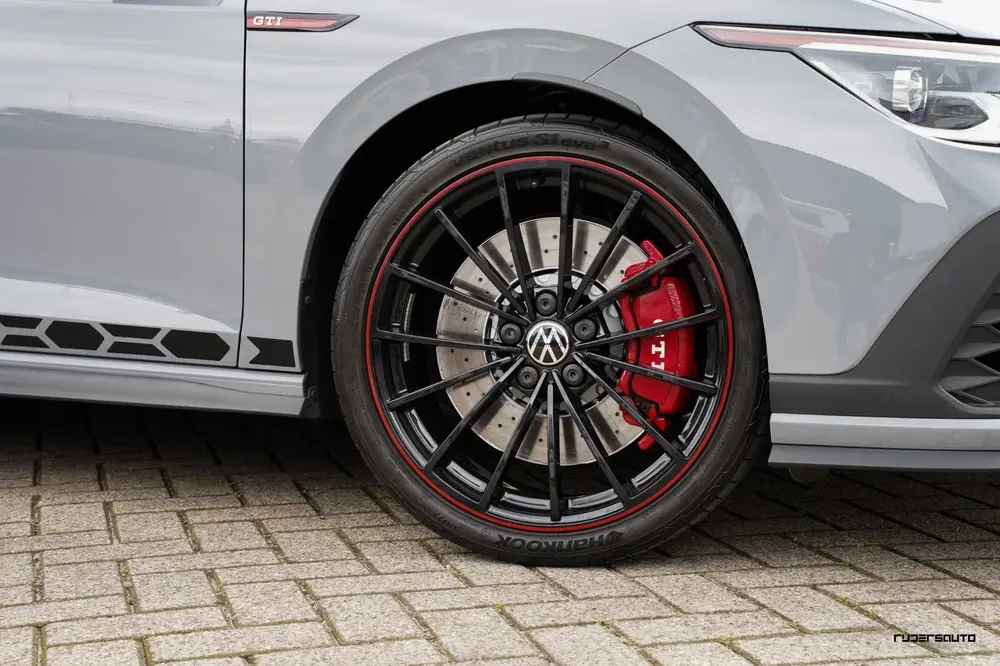 Volkswagen Golf 8 GTI Clubsport 45 Jahre | Pano | Akra | Mat uit 2022, foto 8