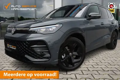 Volkswagen Tiguan 1.5 eHybrid R-Line | Trekhaak | Camera | S uit 2025
