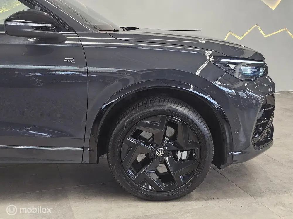 Volkswagen Tiguan 1.5 eHybrid 3x R-Line Panorama/Black Style uit 2024, foto 6