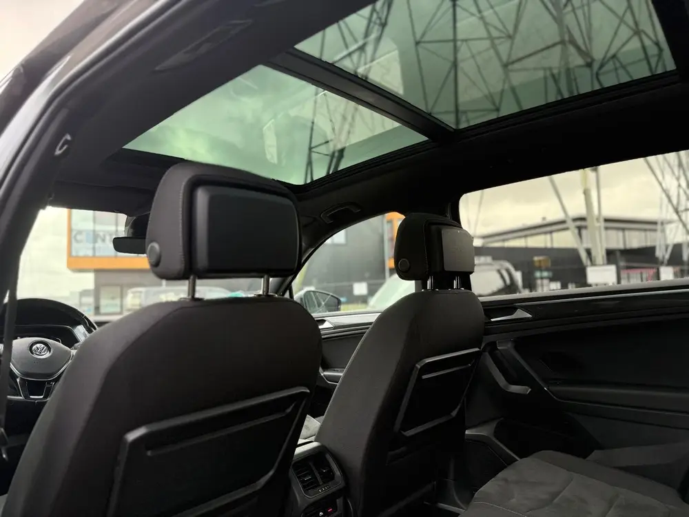 Volkswagen Tiguan Allspace 1.5 TSI Highline Business R RIJKL uit 2020, foto 11