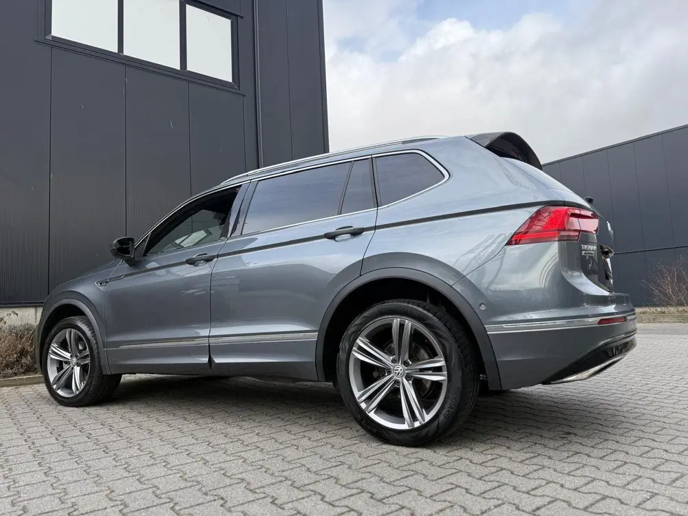 Volkswagen Tiguan Allspace 1.5 TSI Highline Business R RIJKL uit 2020, foto 18