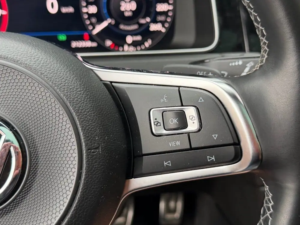 Volkswagen GOLF 1.5 TSI DSG 2x R-Line Pano Virtueel Stoelver uit 2019, foto 13