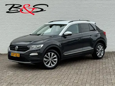 Volkswagen T-ROC 1.5 TSI Sport Camera Adaptieve cruise Digit uit 2019