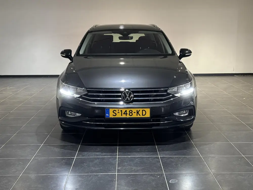 Volkswagen Passat Variant 1.5 TSI Business | Adaptieve cruis uit 2023, foto 16