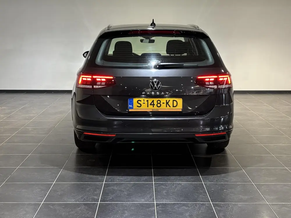 Volkswagen Passat Variant 1.5 TSI Business | Adaptieve cruis uit 2023, foto 17