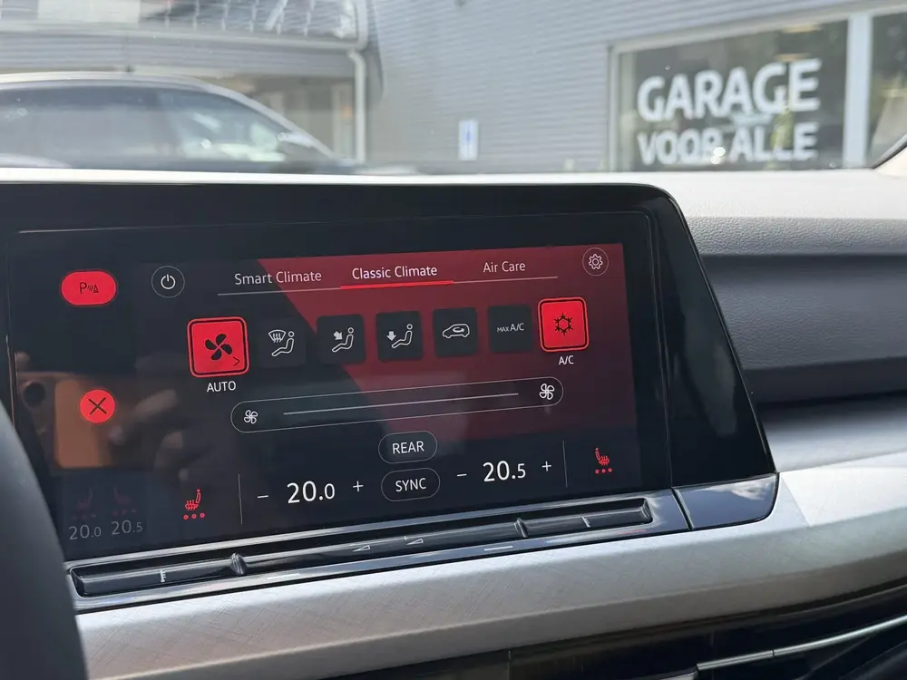 Volkswagen Golf 1.5 TSI Life | 19" LM | Camera | CarPlay | A uit 2023, foto 17