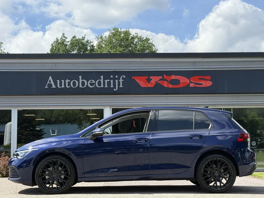Volkswagen Golf 1.5 TSI Life | 19" LM | Camera | CarPlay | A uit 2023, foto 3