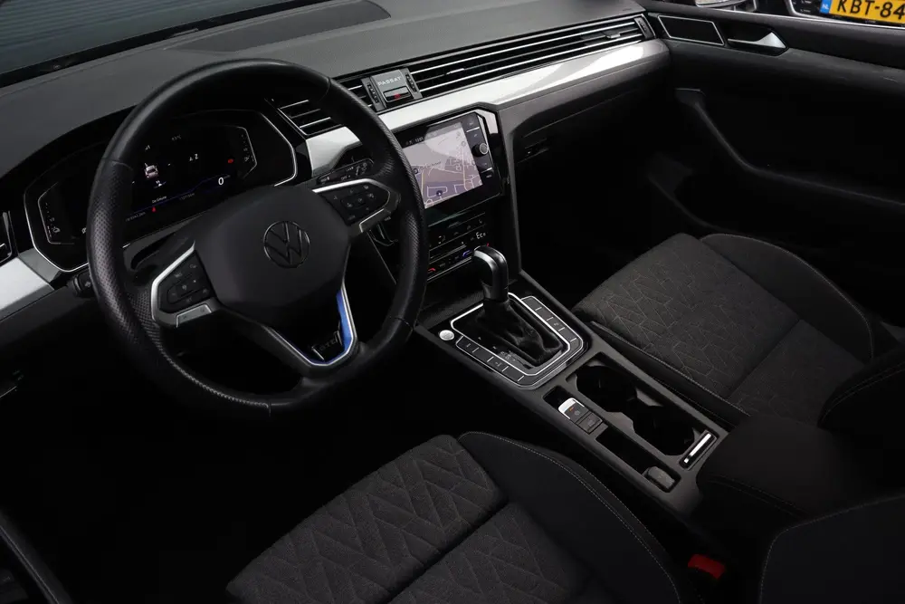 Volkswagen Passat Variant 1.4 TSI PHEV GTE Business | ACC | uit 2022, foto 10